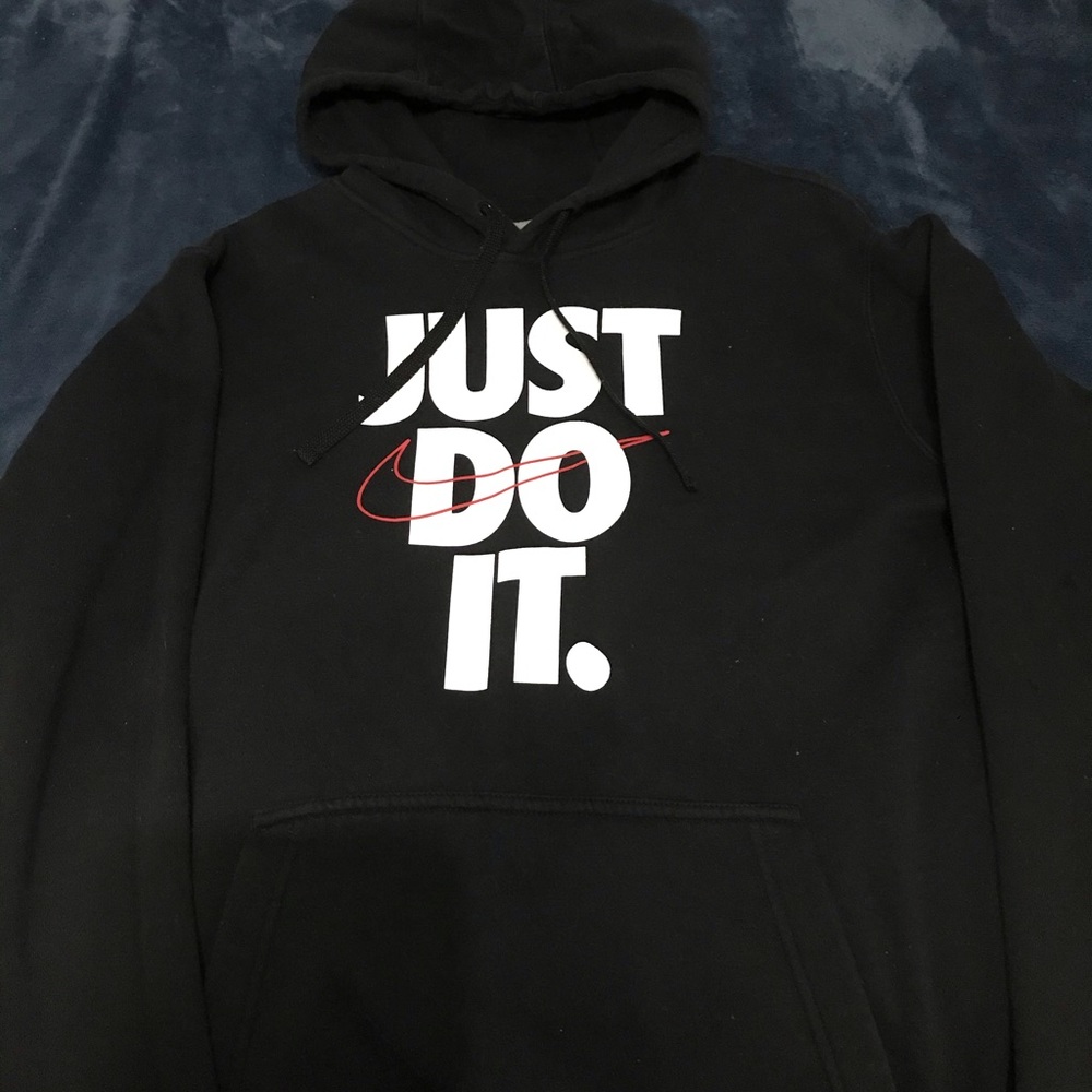 Black nike hoodie